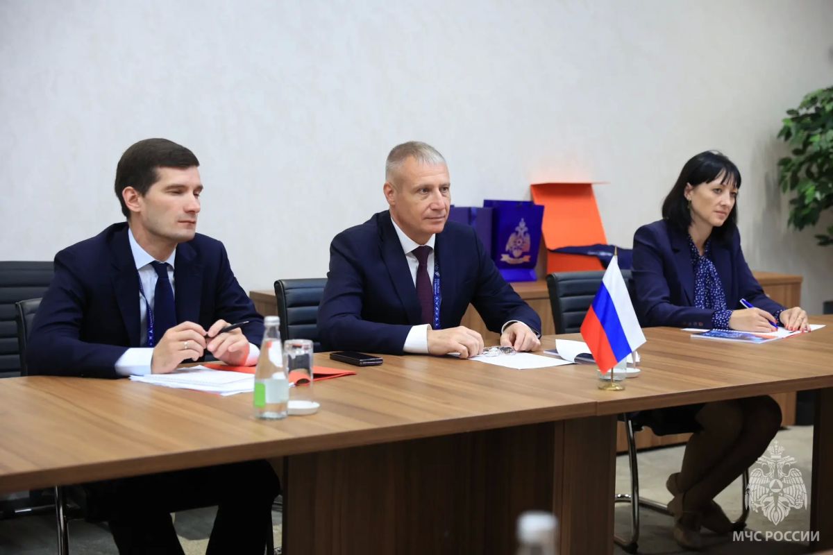 Россия и Беларусь обсудили развитие сотрудничества на полях салона «Комплексная безопасность» в Казани Россия и Беларусь обсудили развитие сотрудничества на полях салона «Комплексная безопасность» в Казани