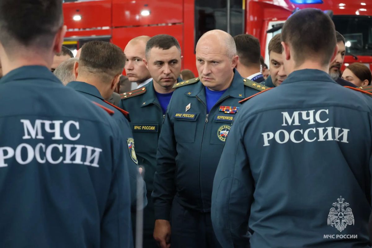 Главы МЧС России и Республики Татарстан ознакомились с новейшей системой «Цифровой пожарный гарнизон» Главы МЧС России и Республики Татарстан ознакомились с новейшей системой «Цифровой пожарный гарнизон»