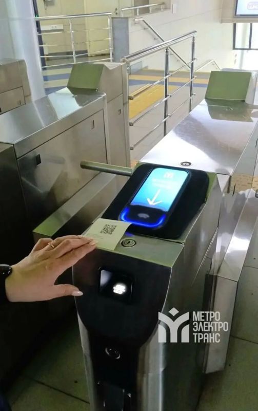 В казанском метро тестируют оплату проезда по QR-коду В казанском метро тестируют оплату проезда по QR-коду
