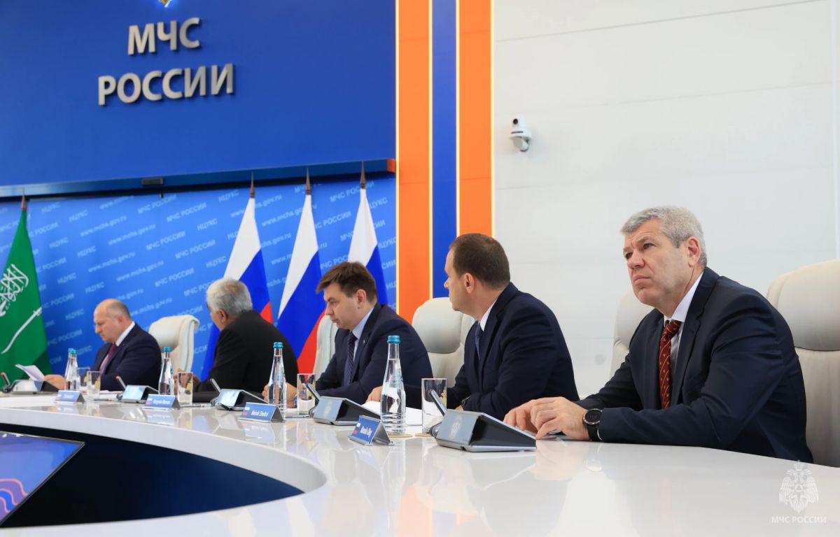 МЧС России укрепляет взаимодействие со спасательными службами Саудовской Аравии МЧС России укрепляет взаимодействие со спасательными службами Саудовской Аравии