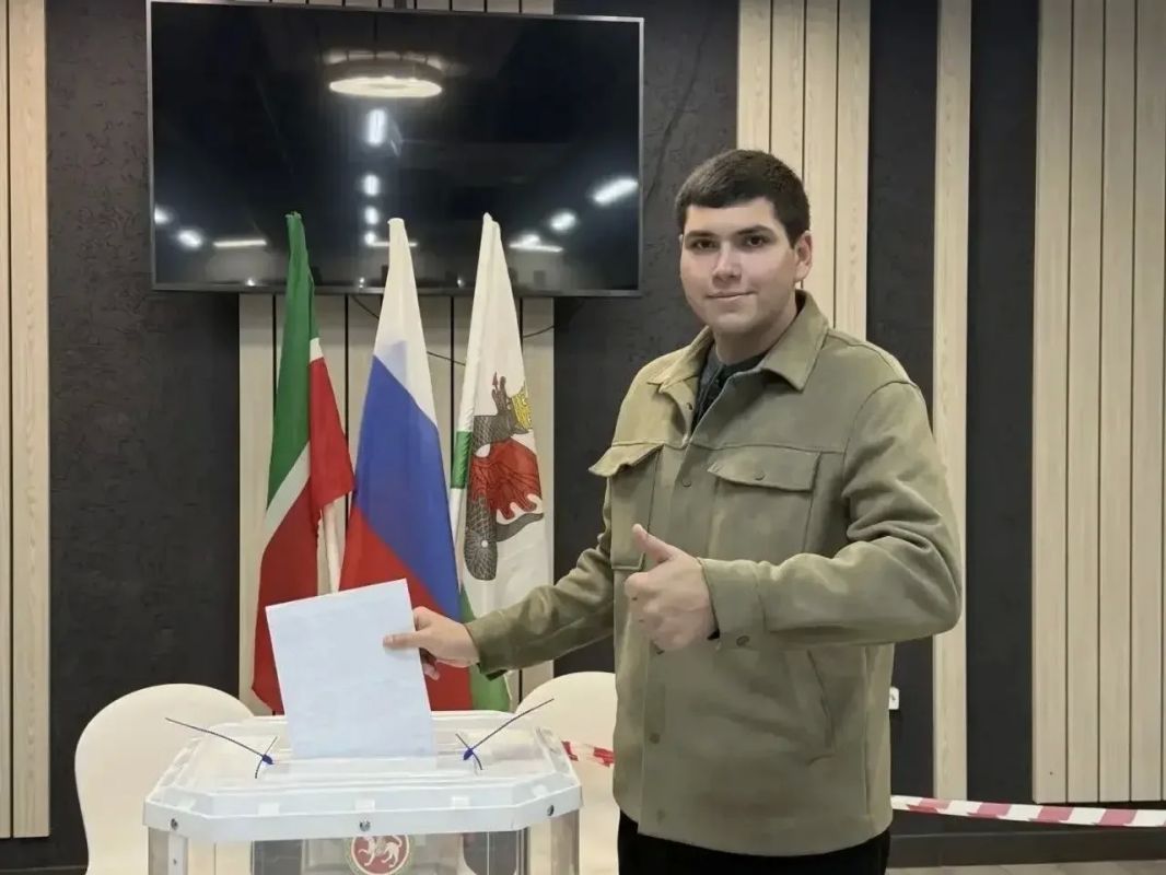 На выборах депутатов Государственной Думы активно голосует молодежь На выборах депутатов Государственной Думы активно голосует молодежь