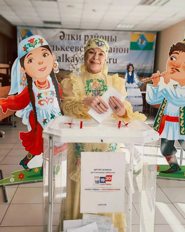 Татарстан голосует!. Сегодня в республике проходят выборы депутатов Государственной Думы девятого созыва Татарстан голосует!. Сегодня в республике проходят выборы депутатов Государственной Думы девятого созыва