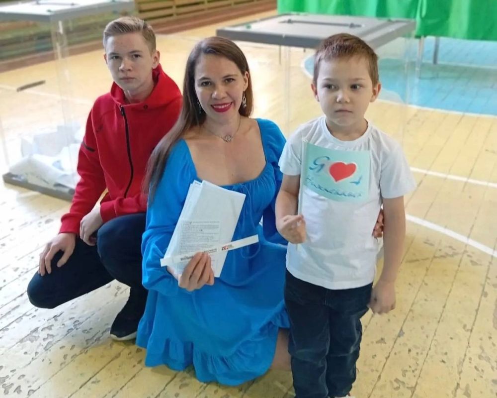 Вместе — за будущее!. Коллектив городского музея уже сделал свой выбор! Вместе — за будущее!. Коллектив городского музея уже сделал свой выбор!