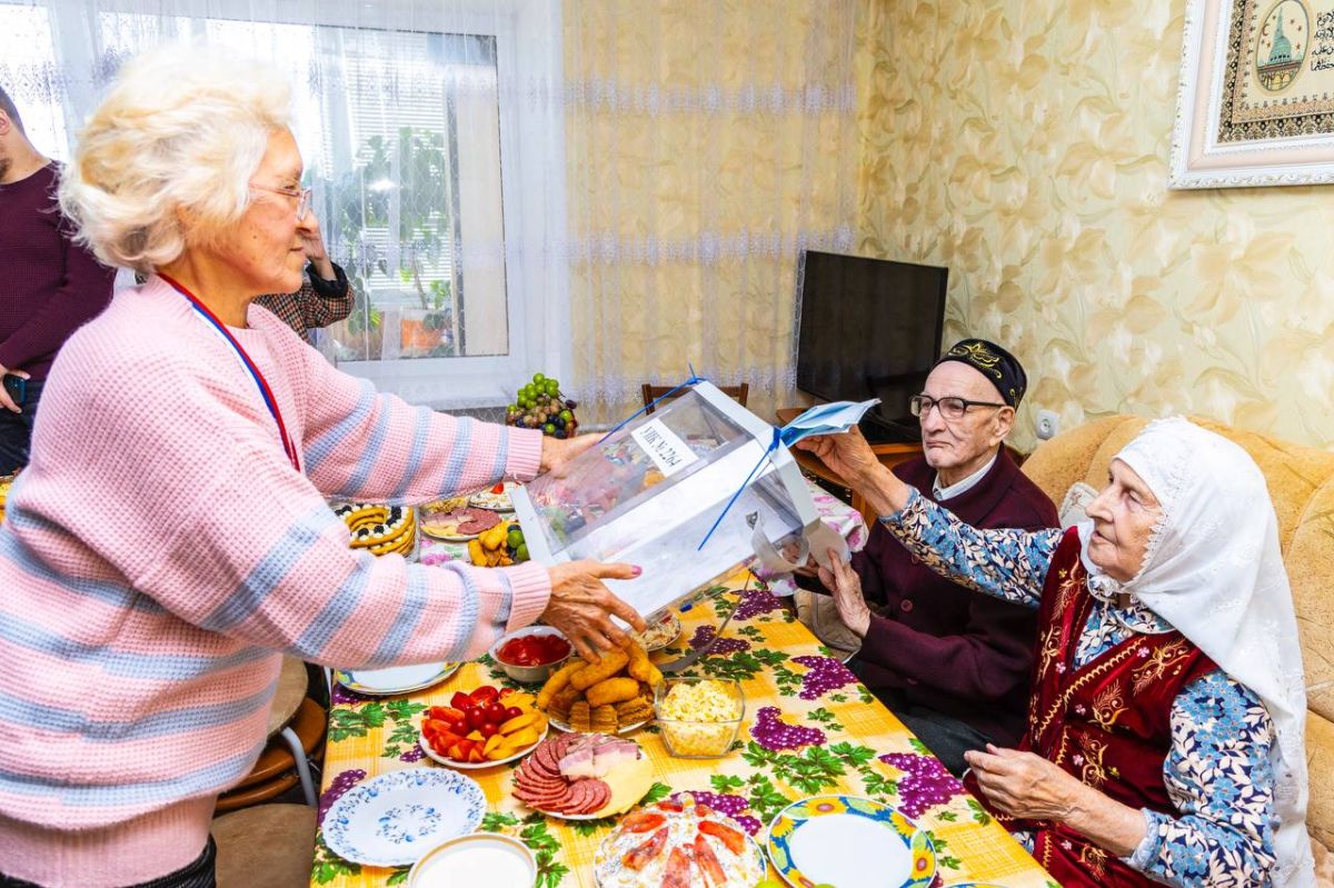 В Большом Афанасово 90-летний юбиляр проголосовал в свой день рождения В Большом Афанасово 90-летний юбиляр проголосовал в свой день рождения