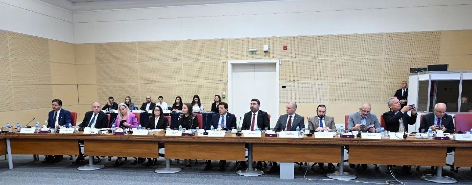 Турецкий бизнес в Анкаре поздравил Талию Минуллину с уверенной победой правящей партии на выборах Турецкий бизнес в Анкаре поздравил Талию Минуллину с уверенной победой правящей партии на выборах