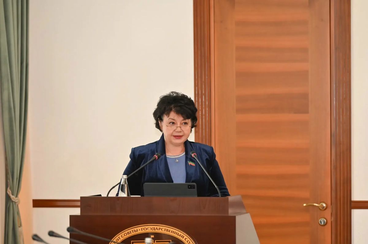 Рустам Минниханов обратится с Посланием Государственному Совету 28 сентября Рустам Минниханов обратится с Посланием Государственному Совету 28 сентября