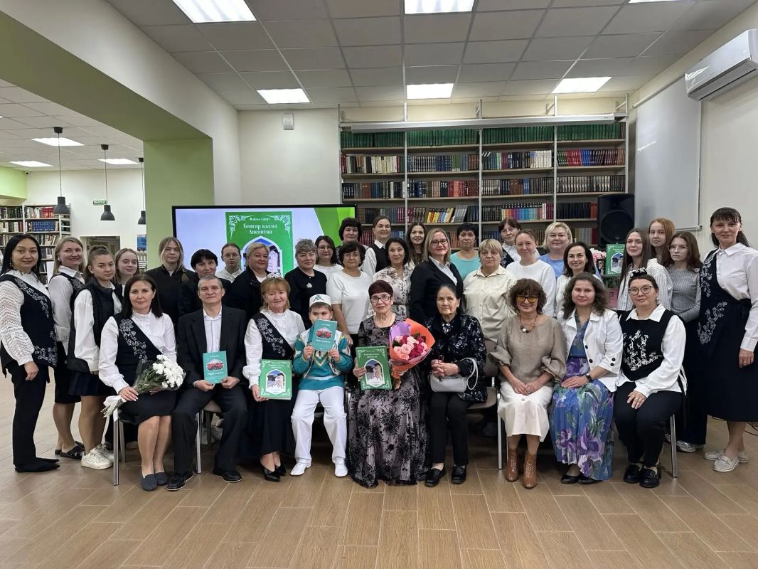 В Центральной библиотеке имени Г. Тукая прошла презентация книги заслуженного работника культуры Татарстана Файмы Сабитовой «Болгар кызы Айсолтан» В Центральной библиотеке имени Г. Тукая прошла презентация книги заслуженного работника культуры Татарстана Файмы Сабитовой «Болгар кызы Айсолтан»