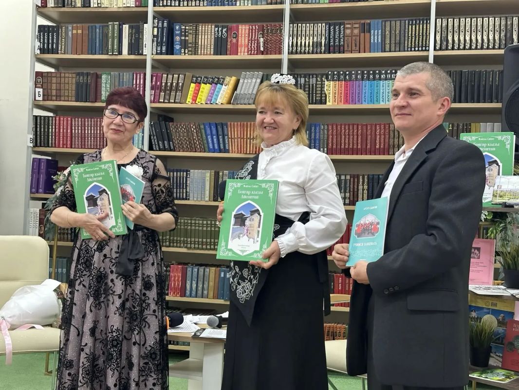 В Центральной библиотеке имени Г. Тукая прошла презентация книги заслуженного работника культуры Татарстана Файмы Сабитовой «Болгар кызы Айсолтан» В Центральной библиотеке имени Г. Тукая прошла презентация книги заслуженного работника культуры Татарстана Файмы Сабитовой «Болгар кызы Айсолтан»