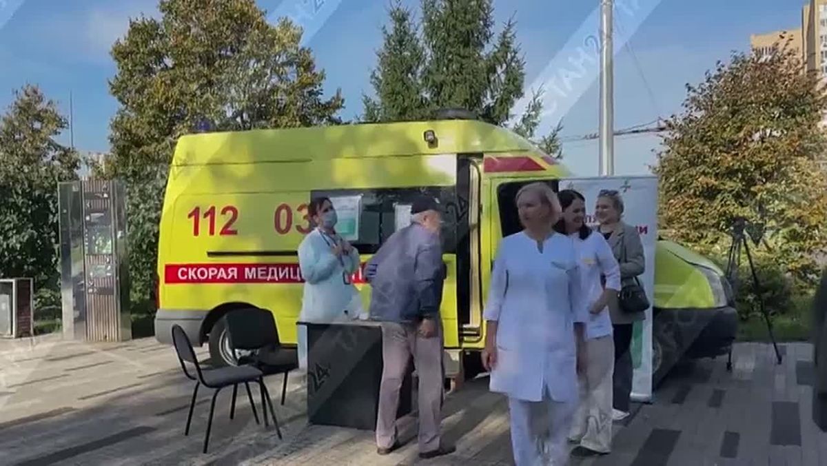 В Казани у пяти станций метро открылись пункты вакцинации от гриппа