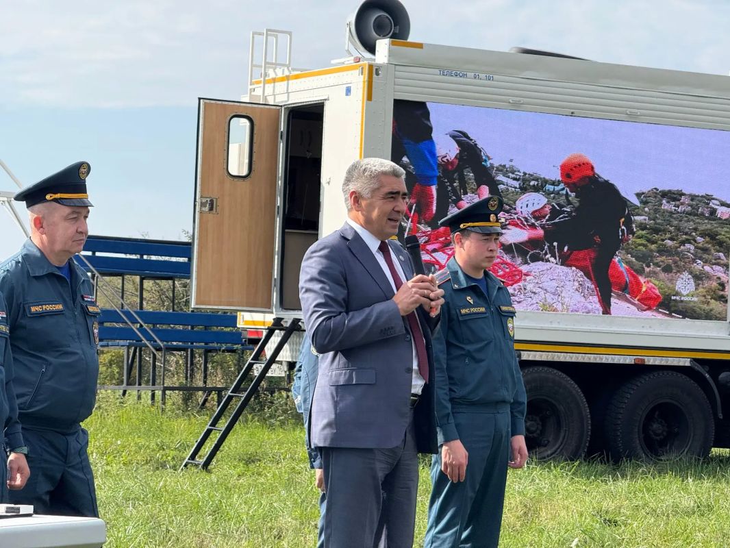 В Татарстане стартовал «Кубок Поволжья» по многоборью спасателей В Татарстане стартовал «Кубок Поволжья» по многоборью спасателей
