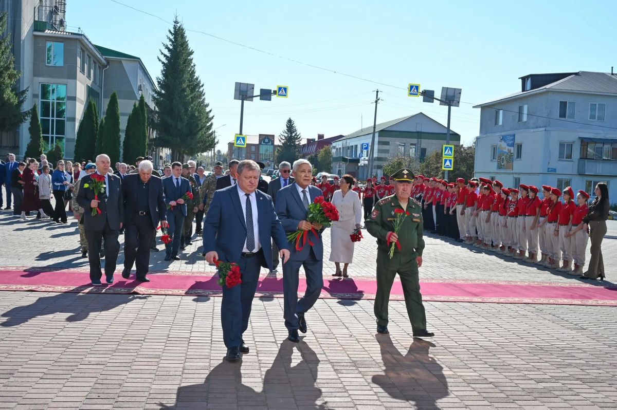 Фарид Мухаметшин: «Выездные заседания Совета Ассамблеи народов республики – это возможность увидеть реальную картину, услышать тех, кто ежедневно работает с вопросами межнациональных отношений» Фарид Мухаметшин: «Выездные заседания Совета Ассамблеи народов республики – это возможность увидеть реальную картину, услышать тех, кто ежедневно работает с вопросами межнациональных отношений»