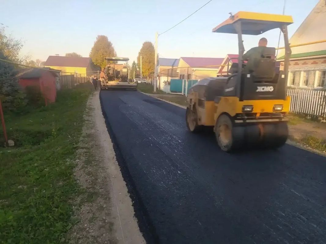 В селе Верхние Челны Нижнекамского района стартовали работы по обновлению дорожно-уличной сети