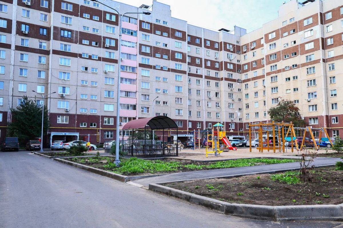 В Нижнекамске завершается благоустройство дворов в рамках республиканской программы «Наш двор»
