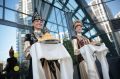 Сборную Ирана встретили в Казани чак-чаком и национальными танцами, передает корреспондент БИЗНЕС Online