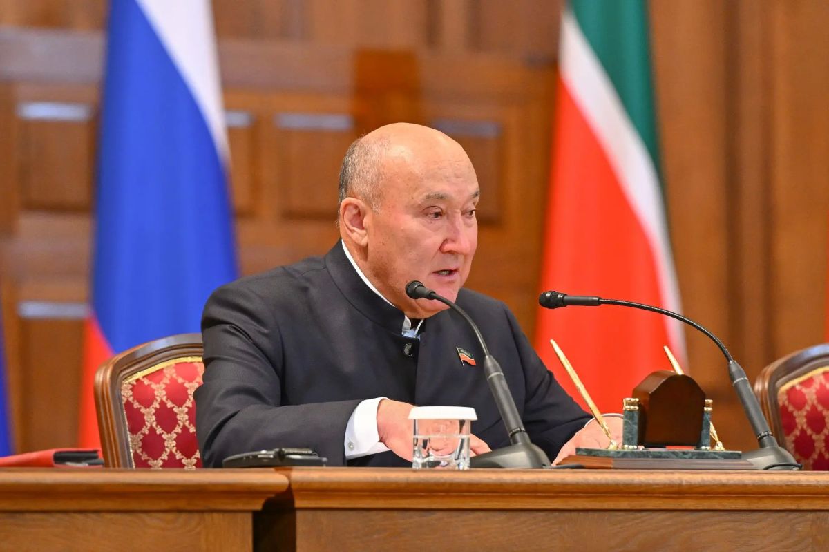 Рустам Минниханов обратился к Государственному Совету с ежегодным Посланием Рустам Минниханов обратился к Государственному Совету с ежегодным Посланием