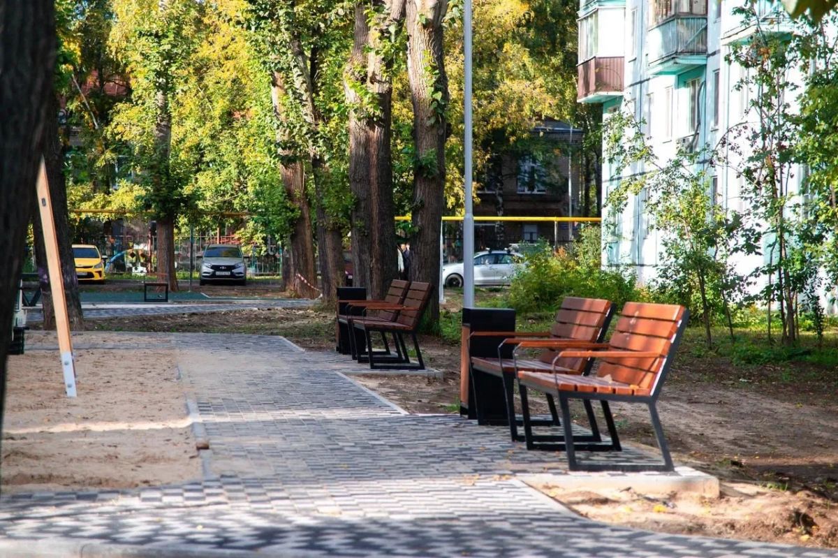 Красотища какая. По программе «Наш двор» обновили территорию по ул.Академика Королева, 10–14 Красотища какая. По программе «Наш двор» обновили территорию по ул.Академика Королева, 10–14