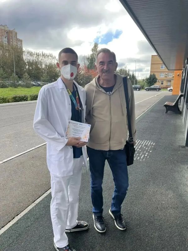 Коллектив РКИБ им. Агафонова организовал праздничное поздравление сотрудников с Международным днём пожилых людей Коллектив РКИБ им. Агафонова организовал праздничное поздравление сотрудников с Международным днём пожилых людей
