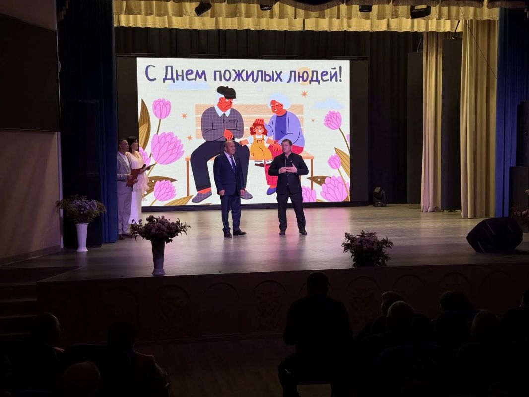 Марат Ахметов посетил Мамадышский дом-интернат для престарелых