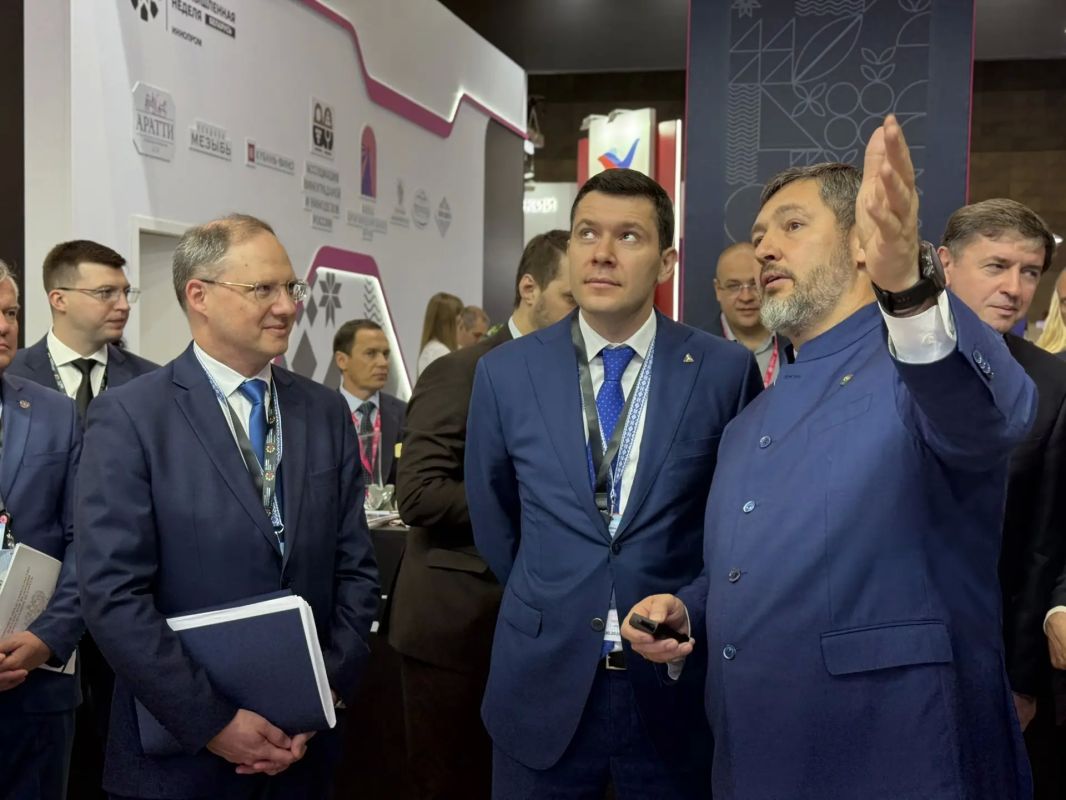 Олег Коробченко: «Предприятия Татарстана выражают интерес к сотрудничеству с Беларусью» Олег Коробченко: «Предприятия Татарстана выражают интерес к сотрудничеству с Беларусью»
