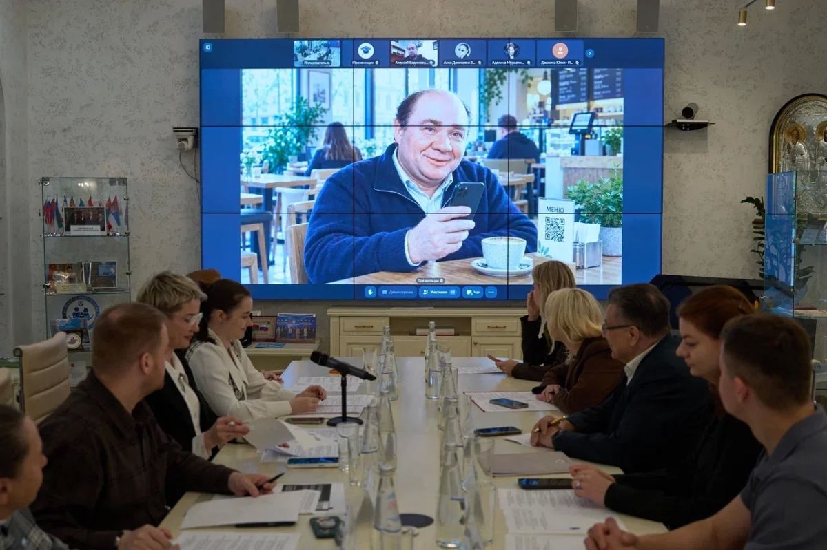 Яна Лантратова: В Доме прав человека обсудили способы защиты старшего поколения от интернет мошенников Яна Лантратова: В Доме прав человека обсудили способы защиты старшего поколения от интернет мошенников