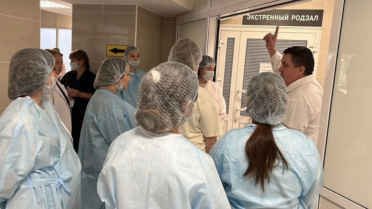 Экскурсия в роддом от первого лица: главный врач КДМЦ ответил на вопросы будущих мам Давайте честно. Что мы делаем, когда хотим узнать о родах? Открываем интернет. А там — сотни форумов, страшилок и противоречивых советов. В... Экскурсия в роддом от первого лица: главный врач КДМЦ ответил на вопросы будущих мам Давайте честно. Что мы делаем, когда хотим узнать о родах? Открываем интернет. А там — сотни форумов, страшилок и противоречивых советов. В...