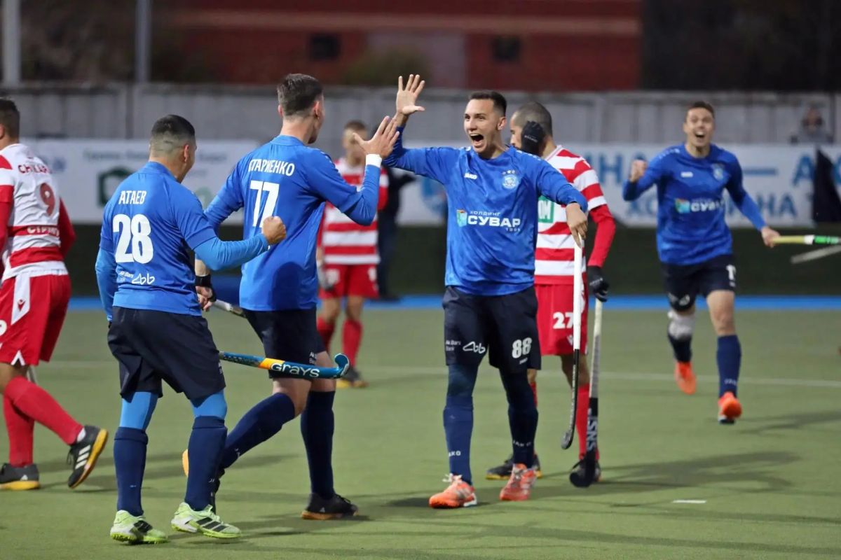 «Динамо-Ак Барс» – 24-кратный чемпион России по хоккею на траве! «Динамо-Ак Барс» – 24-кратный чемпион России по хоккею на траве!