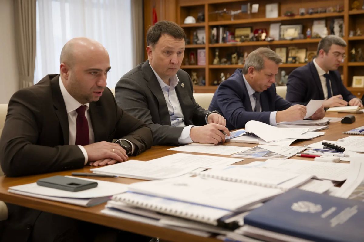 Развитие социальной инфраструктуры: в Минстрое России обсудили строительство и восстановление объектов в регионах Развитие социальной инфраструктуры: в Минстрое России обсудили строительство и восстановление объектов в регионах