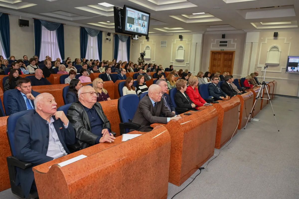 Марат Ахметов: «В проекте бюджета предусмотрено исполнение всех программ» Марат Ахметов: «В проекте бюджета предусмотрено исполнение всех программ»