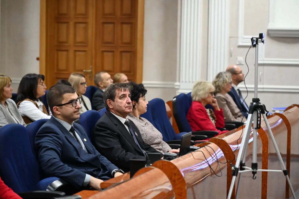 Марат Ахметов: «В проекте бюджета предусмотрено исполнение всех программ» Марат Ахметов: «В проекте бюджета предусмотрено исполнение всех программ»