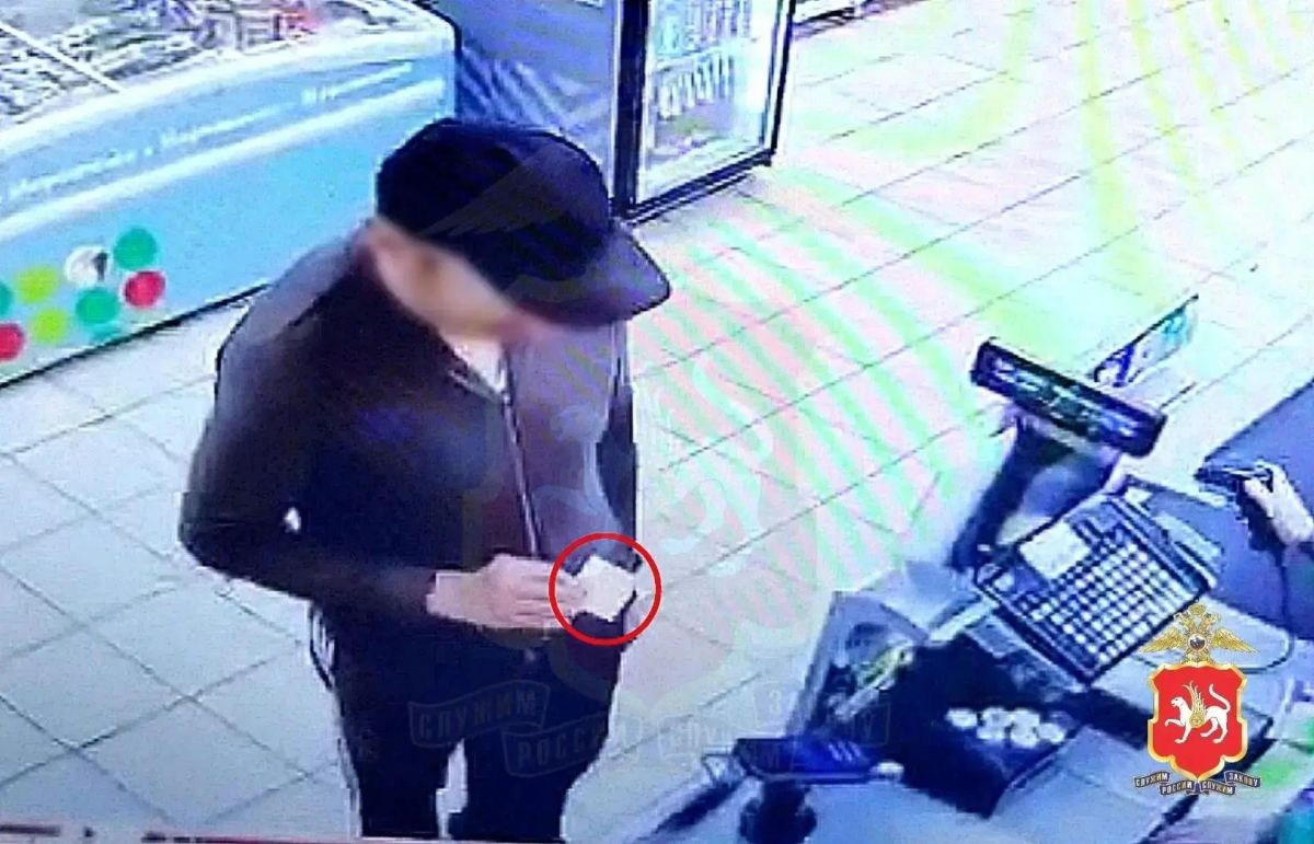 Мужчина получил уголовку за шопинг с чужой банковской картой в Казани