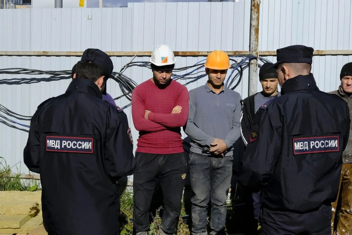 В период с 1 по 10 октября 2026 года на территории Республики Татарстан проводится второй этап федеральной комплексной оперативно-профилактической операции «Нелегал – 2026» В период с 1 по 10 октября 2026 года на территории Республики Татарстан проводится второй этап федеральной комплексной оперативно-профилактической операции «Нелегал – 2026»