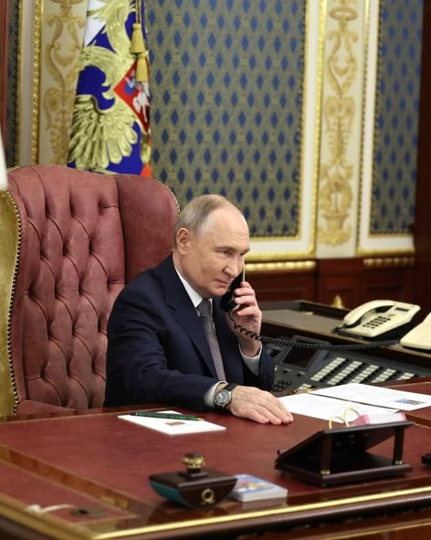 Дональд Трамп после телефонного разговора с Владимиром Путиным заявил, что Россия поставит на американский и мировой рынки более 300 тыс Дональд Трамп после телефонного разговора с Владимиром Путиным заявил, что Россия поставит на американский и мировой рынки более 300 тыс