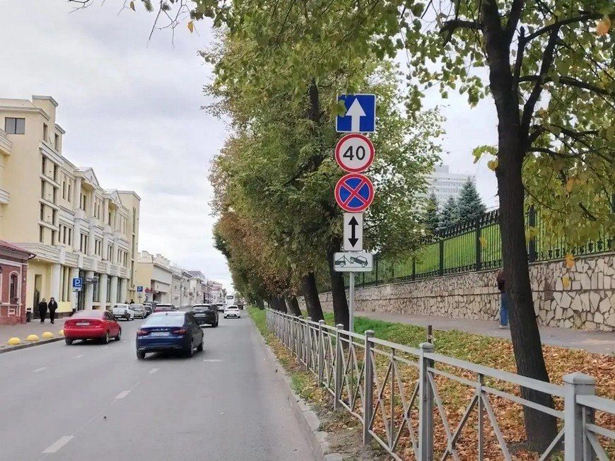 В Казани убрали 110 лишних опор дорожных знаков