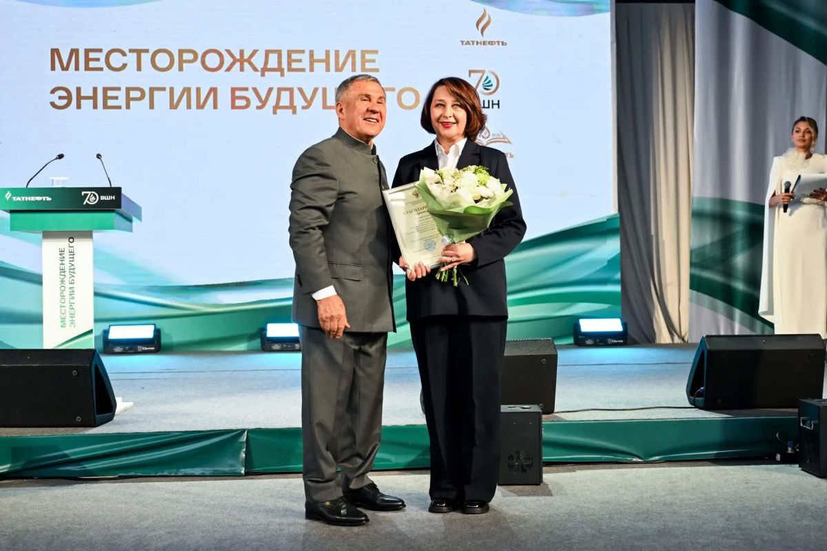 Минниханов: будущих инженеров нужно готовить ещё со школы Минниханов: будущих инженеров нужно готовить ещё со школы