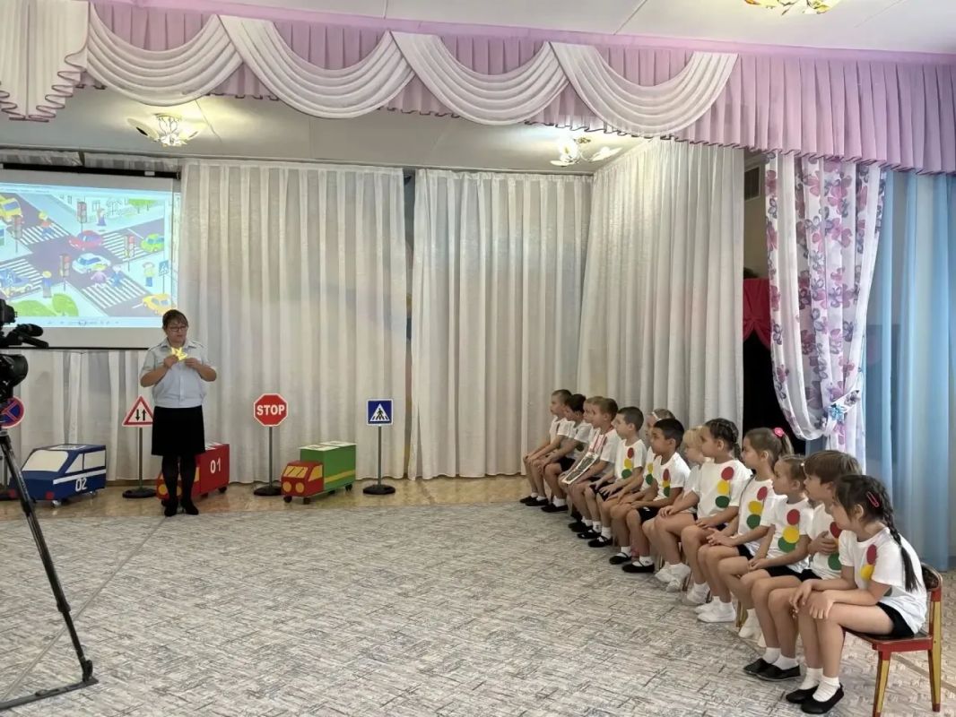 В ТАТАРСТАНЕ ПРОХОДЯТ МЕРОПРИЯТИЯ ПО ДОРОЖНОЙ БЕЗОПАСНОСТИ