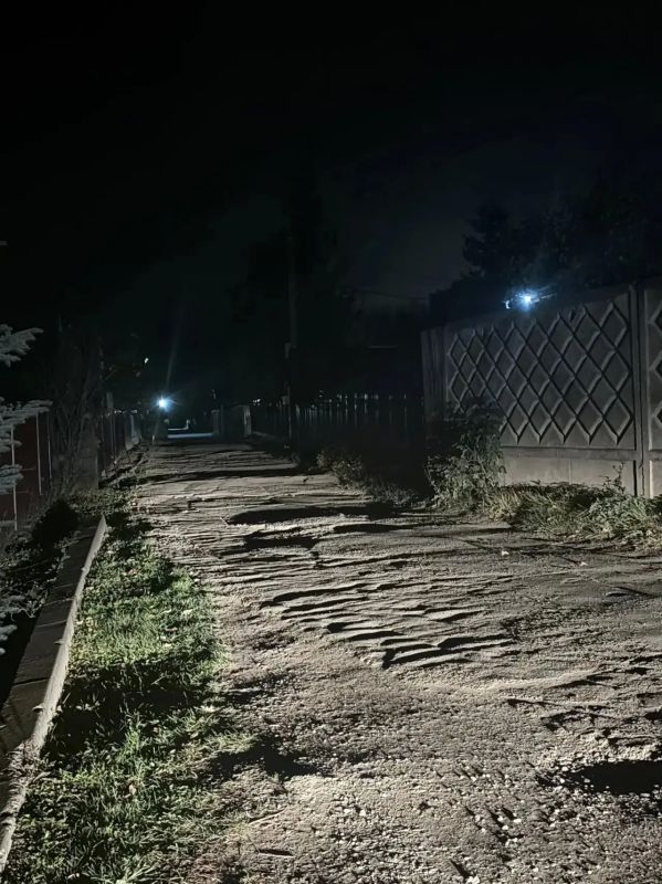 18 октября около 10 вечера в садовом товариществе «Дуслык» в Нижнекамске водитель автомобиля ВАЗ 2114 сбил женщину и скрылся с места ДТП 18 октября около 10 вечера в садовом товариществе «Дуслык» в Нижнекамске водитель автомобиля ВАЗ 2114 сбил женщину и скрылся с места ДТП