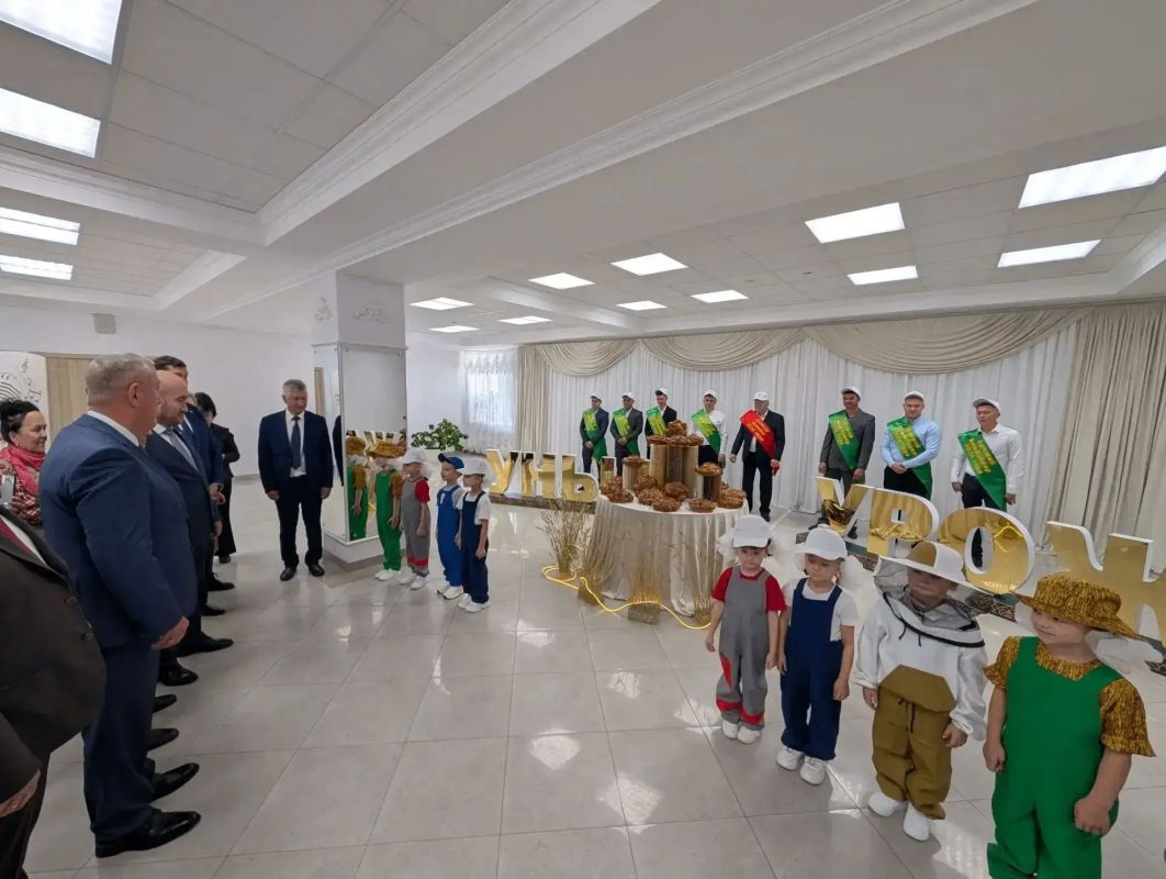 В Заинске подвели итоги сельскохозяйственного сезона В Заинске подвели итоги сельскохозяйственного сезона