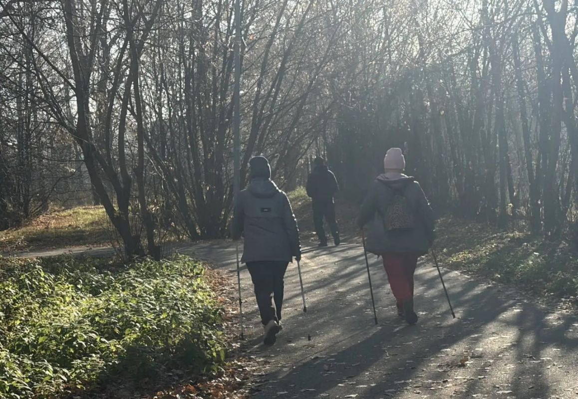 В парке «Крылья Советов» - своя золотая осень В парке «Крылья Советов» - своя золотая осень