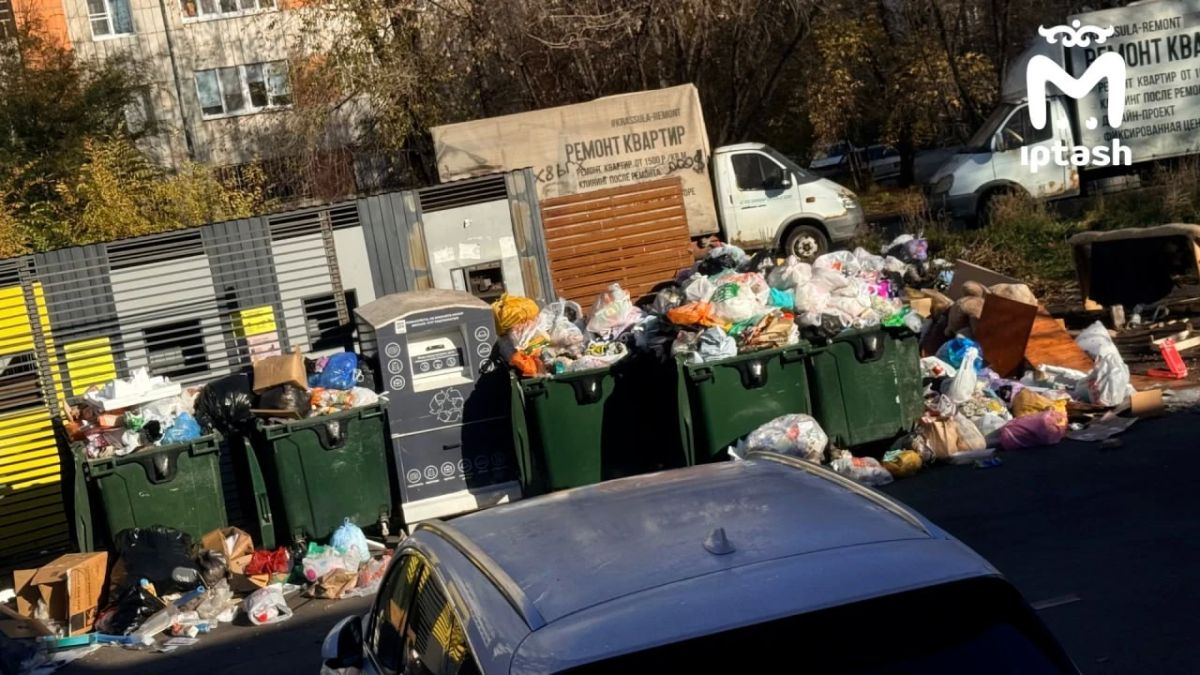 Казань тонет в отходах из-за текучки кадров в УК "ПЖКХ", говорят водители мусоровозов Казань тонет в отходах из-за текучки кадров в УК "ПЖКХ", говорят водители мусоровозов