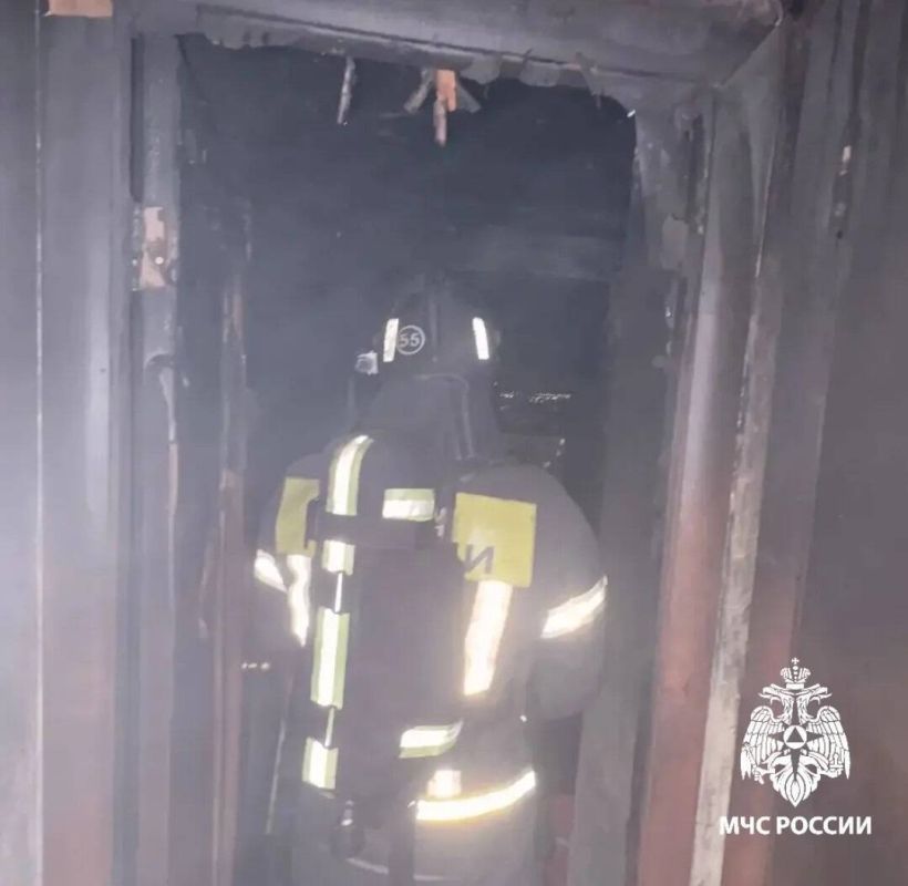 В Челнах на пожаре в девятиэтажке пострадал 69-летний мужчина