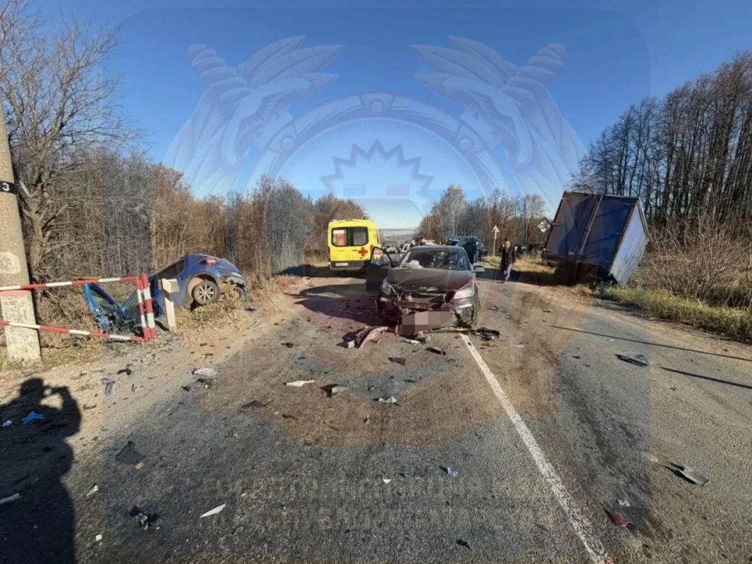 Новые кадры с места массовой аварии под Альметьевском Новые кадры с места массовой аварии под Альметьевском