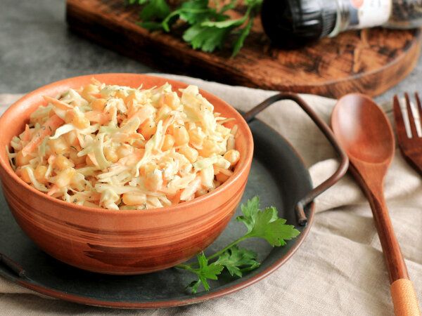 Капуста в новом свете: 7 уникальных салатов для вашей кухни