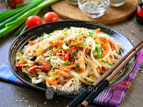 Удон: быстрое угощение из Японии, которое уже завоевало сердца гурманов