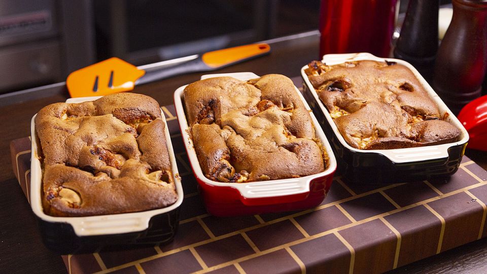 Яблочная шарлотка: простота и вкус, которые завораживают