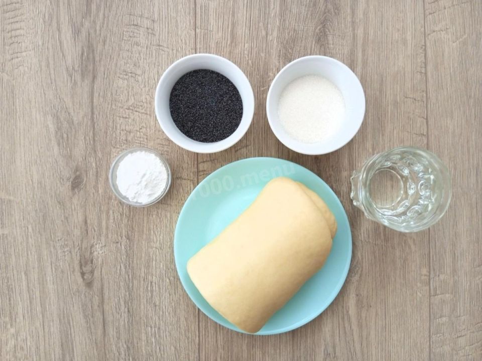 Слойки с маком: как легко и быстро удивить домашних