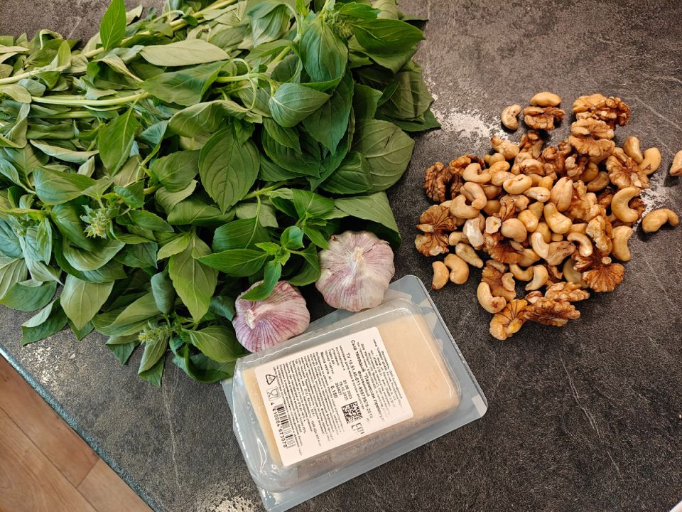 Как заморозить домашний песто: простые шаги для гастрономического удовольствия