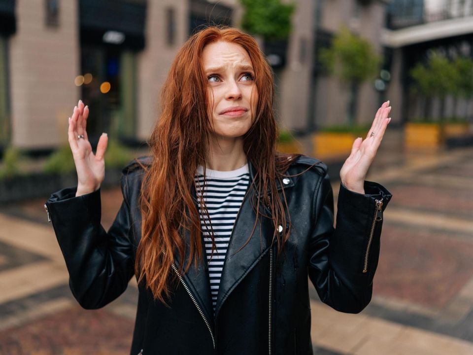 Как распознать женщину с низкими доходами: семь явных признаков