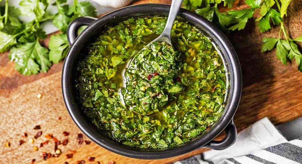 Чимичурри: Ароматный Соус для Мясных Блюд